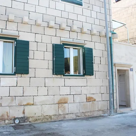 The View Apartment Pucisca