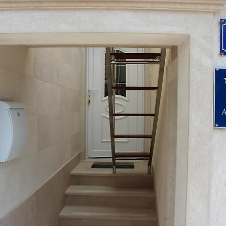 The View Apartment *